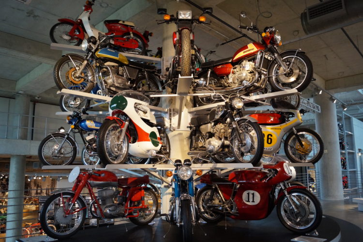 Motorcycle Museum Alabama / Barber Museum Interior 2012  Incredible